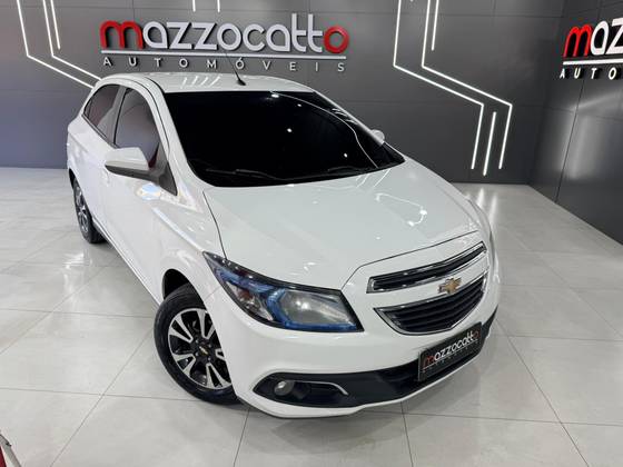 CHEVROLET ONIX 1.4 MPFI LTZ 8V FLEX 4P AUTOMÁTICO